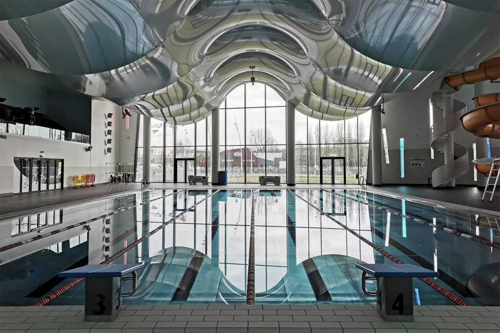 code-hotel-location-spa-aquarena-complexe-aquatique-arras-france-uk
