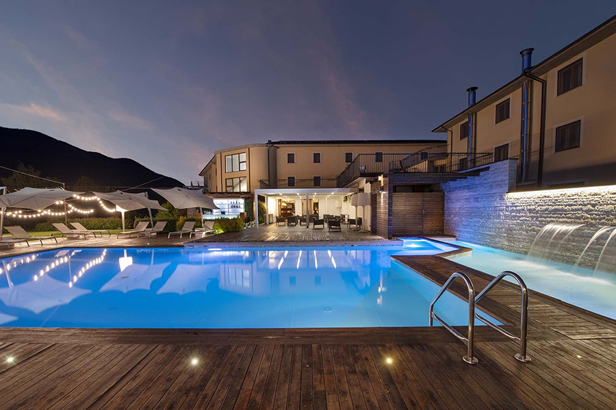code-poolside-lounge-chairs-hotel-spa-sport-village-castel-di-sangro-italy-uk